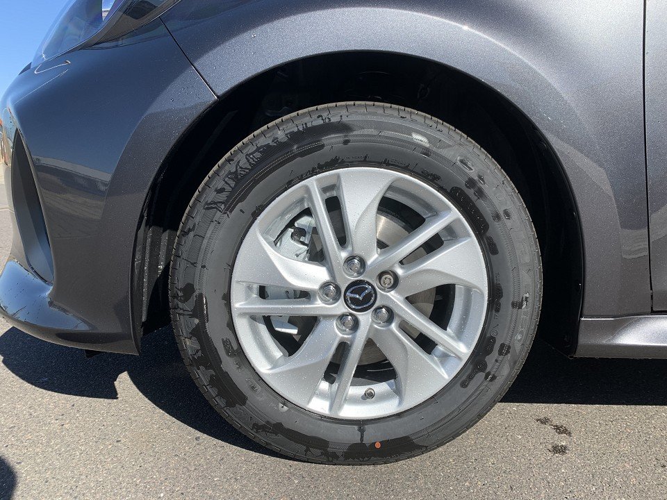 Mazda 2 Hybrid 1.5L Hybrid VVT-i  