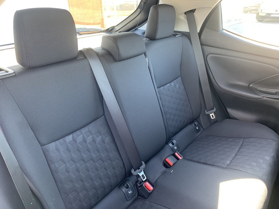 Mazda 2 Hybrid 1.5L Hybrid VVT-i  