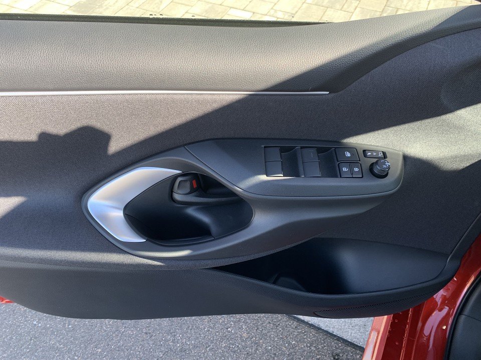 Mazda 2 Hybrid 1.5L Hybrid VVT-i  