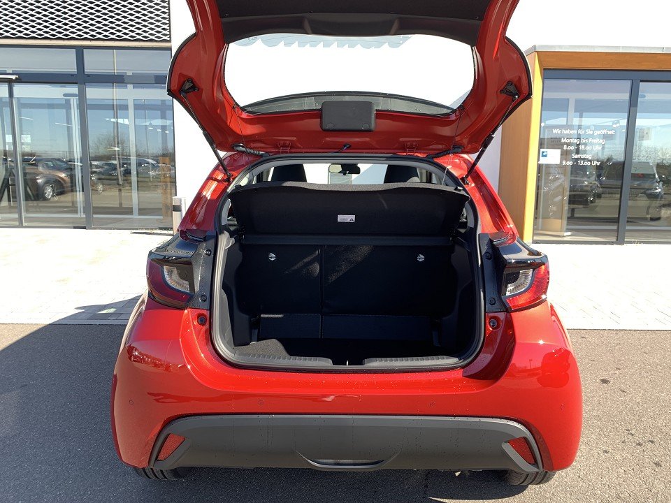 Mazda 2 Hybrid 1.5L Hybrid VVT-i  