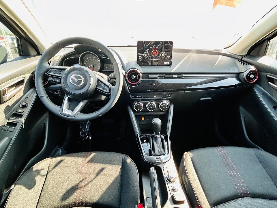 Mazda 2 1.5L SKYACTIV-G 90ps  