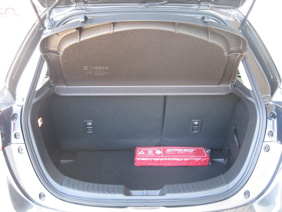 Mazda 2 1.5L e-SKYACTIV G 90ps  