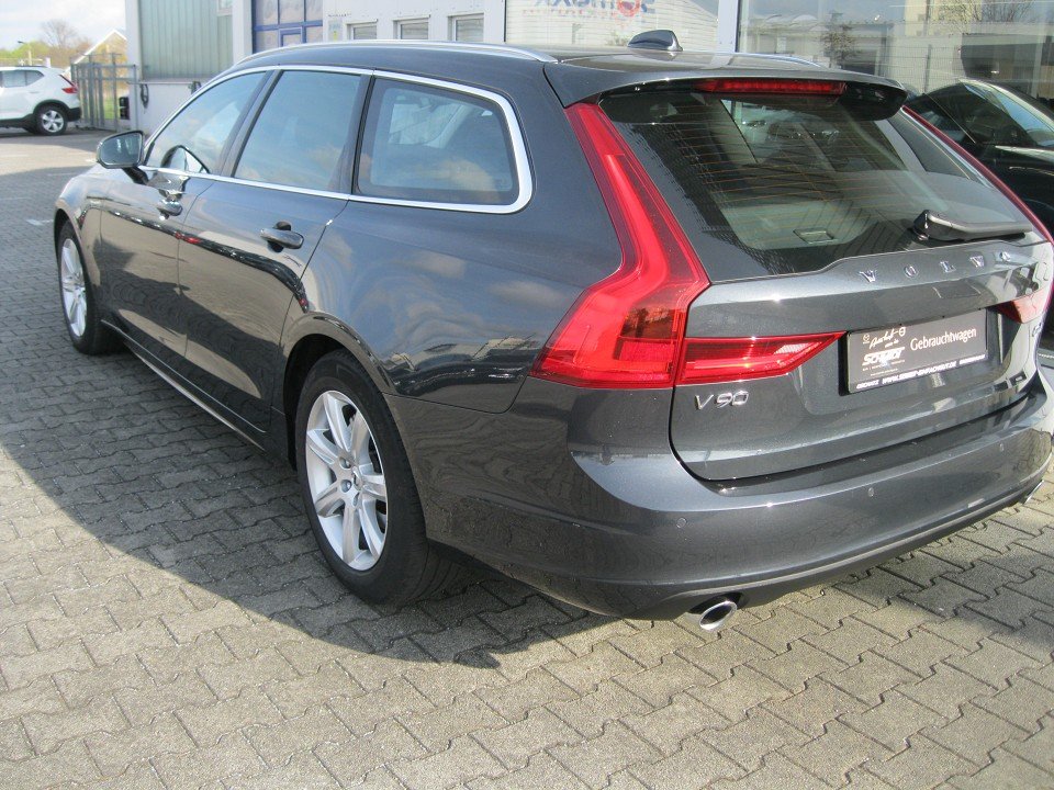 Volvo V90 D4 Momentum Momentum  