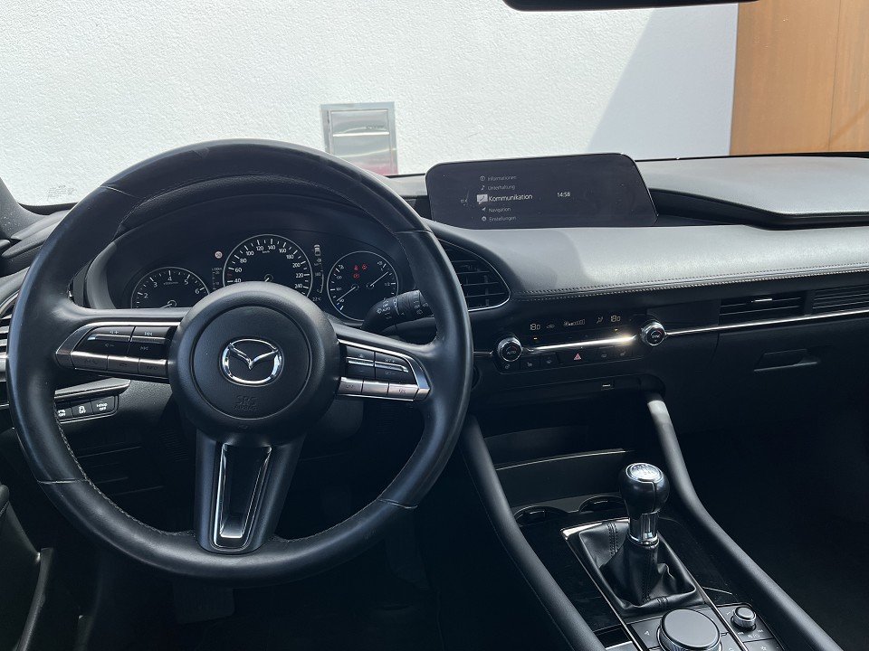 Mazda 3 SKYACTIV-G 2.0 M Hybrid  