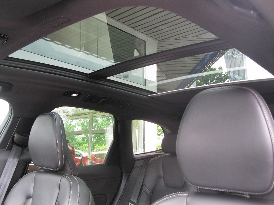 Volvo XC60 T6 Recharge R-Design Volvo XC60 T6 Recharge R-Design  