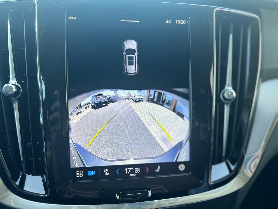 Volvo V60 T6 Plus Dark Plus Dark Recharge Plug-In Hybrid AWD  