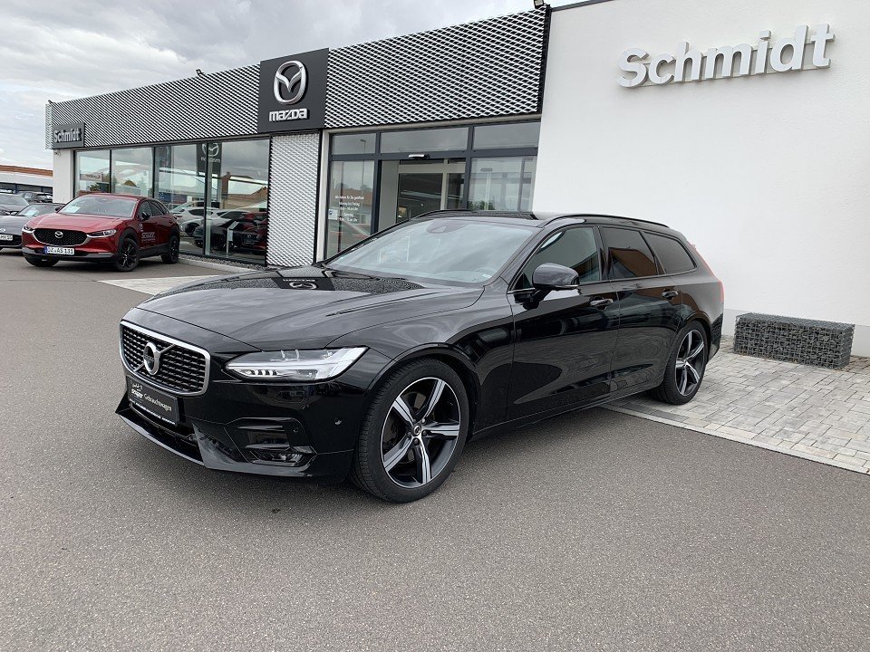 Volvo V90  