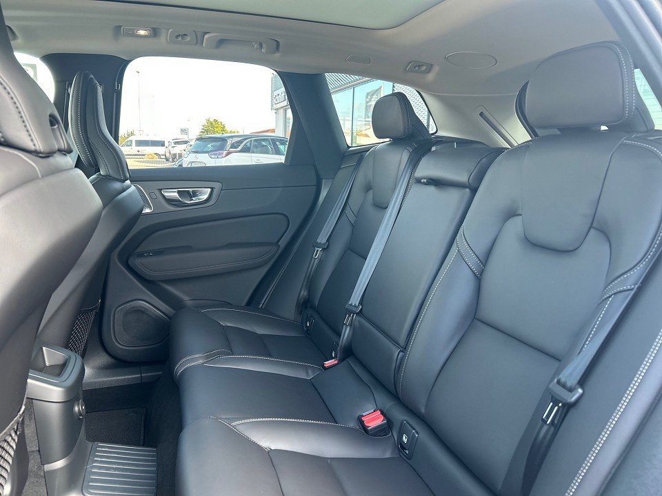 Volvo XC60 T8 Ultra Dark Vollausstattung XC60 T8 Ultra Dark  