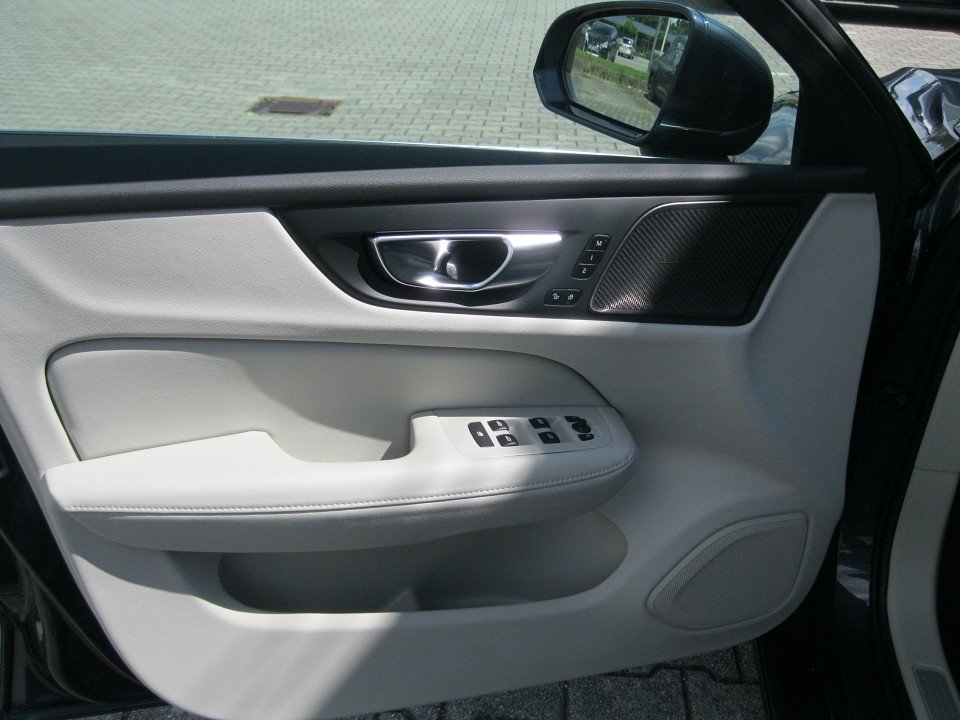 Volvo V60 B4 Benzin Inscription V60 B4 Benzin Inscription  