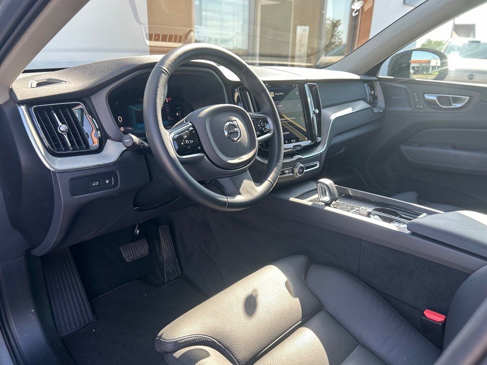 Volvo XC60 T6 Plus dark Plus Dark Recharge Plug-In Hybrid AWD  