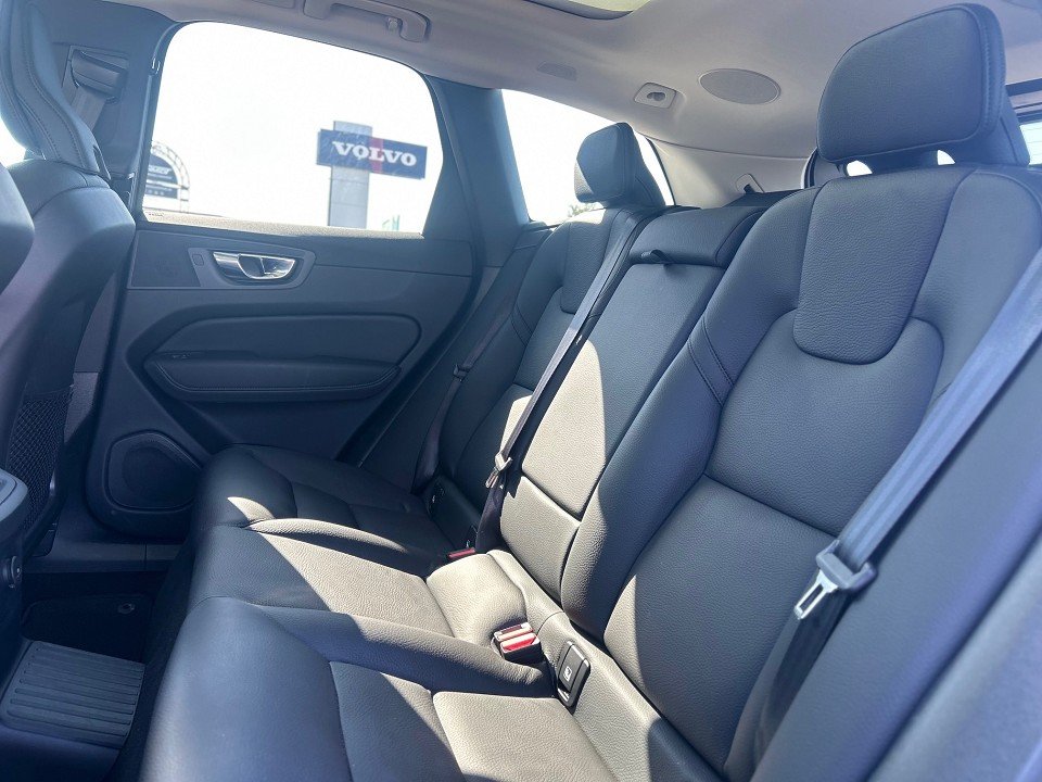 Volvo XC60 T6 Plus dark Plus Dark Recharge Plug-In Hybrid AWD  