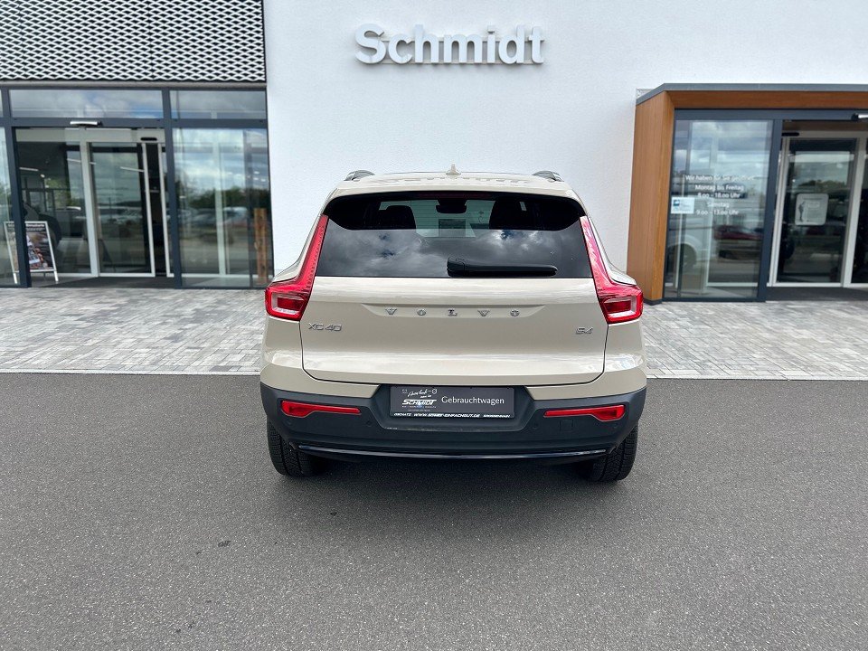 Volvo XC40 B4 Ultra Dark Ultra Dark  