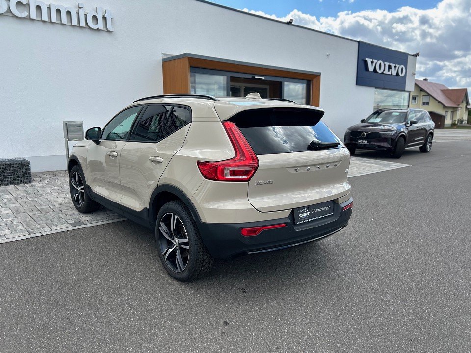 Volvo XC40 B4 Ultra Dark Ultra Dark  