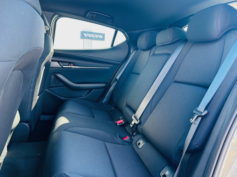 Mazda 3 2.5L e-SKYACTIV G 140ps  