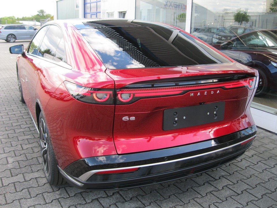 Mazda 6E EV 258ps  
