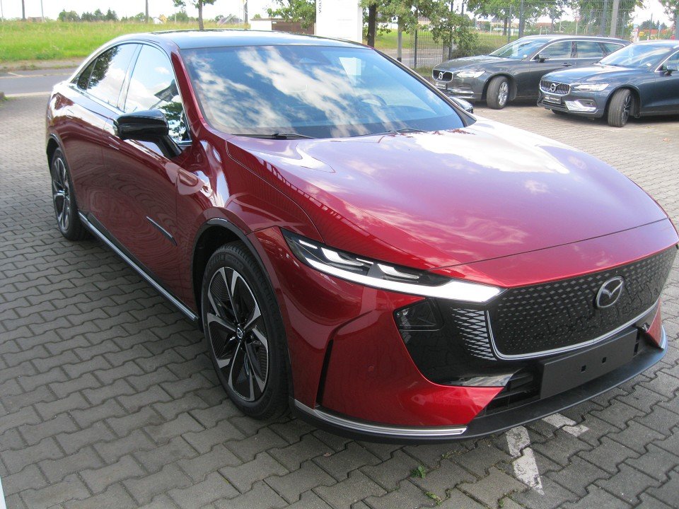 Mazda 6E EV 258ps  