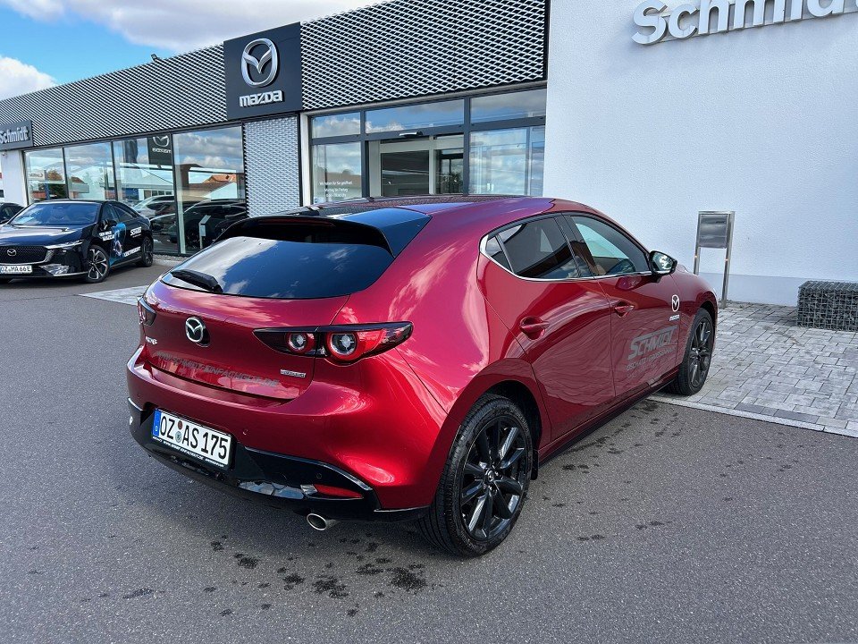 Mazda 3 2.5L e-SKYACTIV G 140ps  