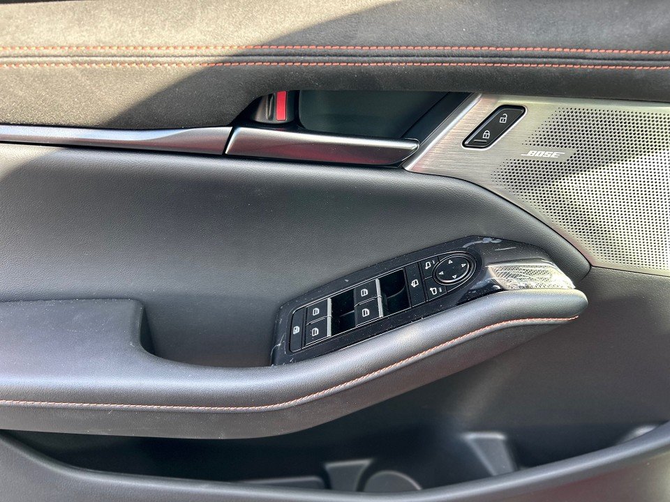 Mazda 3 2.5L e-SKYACTIV G 140ps  