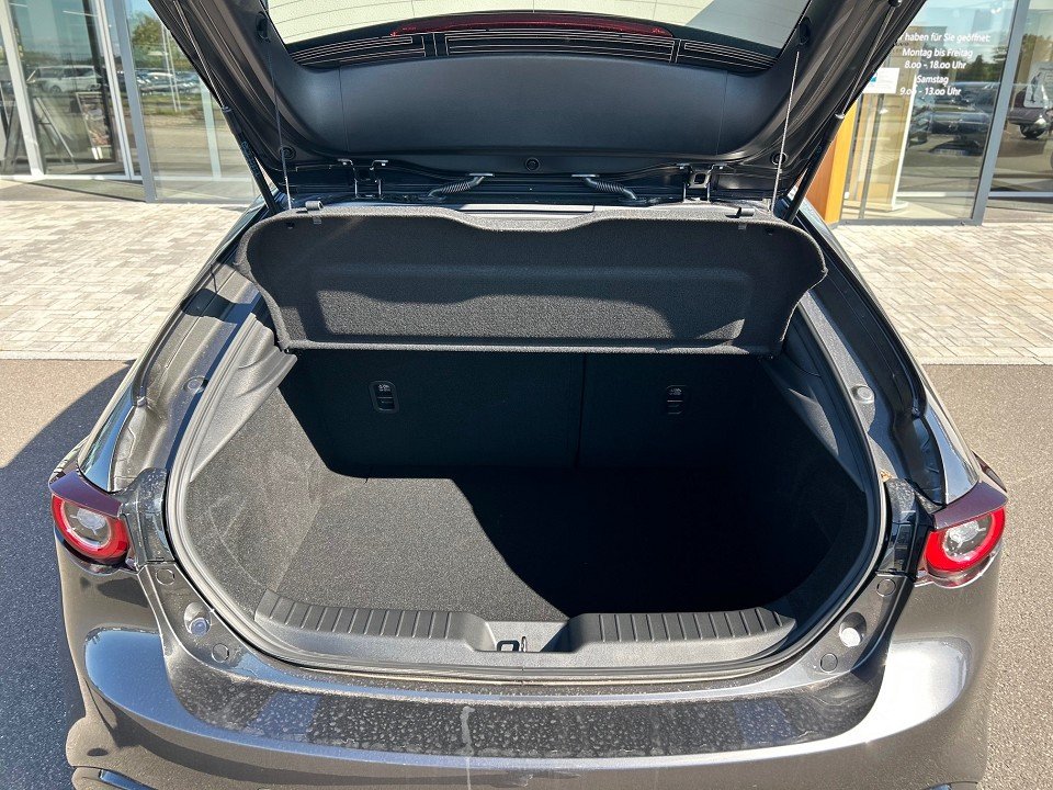 Mazda 3 2.5L e-SKYACTIV G 140ps  