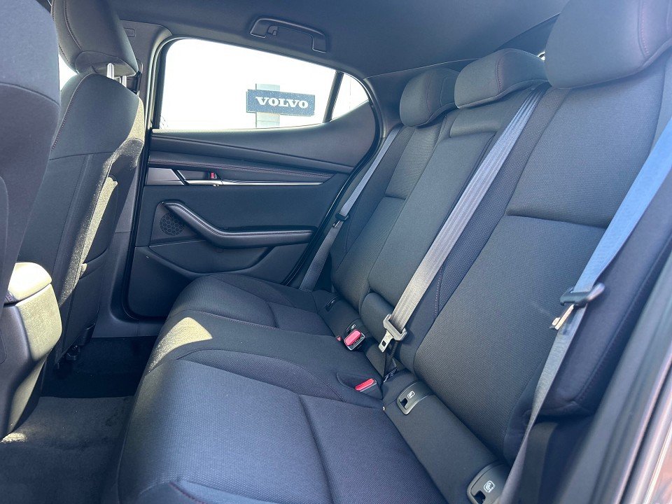 Mazda 3 2.5L e-SKYACTIV G 140ps  