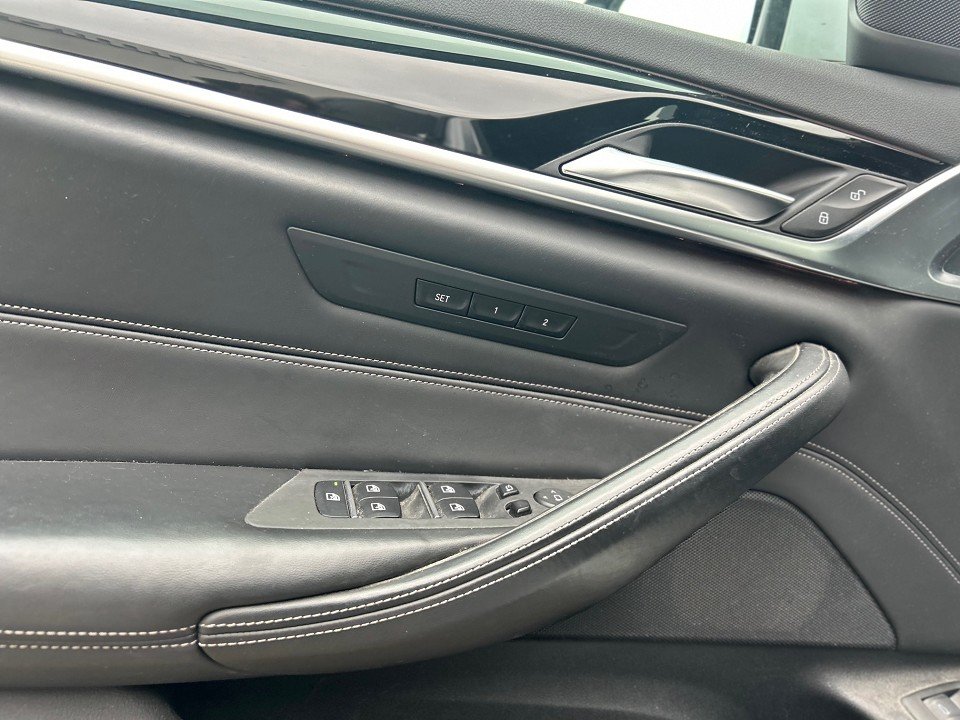 BMW Baureihe 5 Touring 530 d xDrive Sport Line  