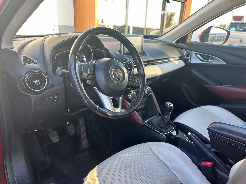 Mazda CX-3 SKYACTIV-G 120 FWD 88 kW (120 PS) Top-Ausstattg, Leder weiß uvm.  