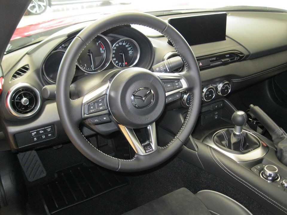Mazda MX-5 1.5L SKYACTIV-G (132 hp)  
