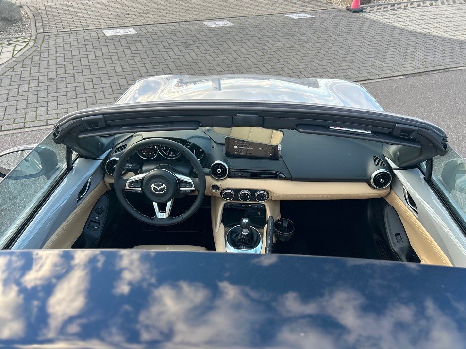 Mazda MX-5 1.5L SKYACTIV-G (132 hp)  