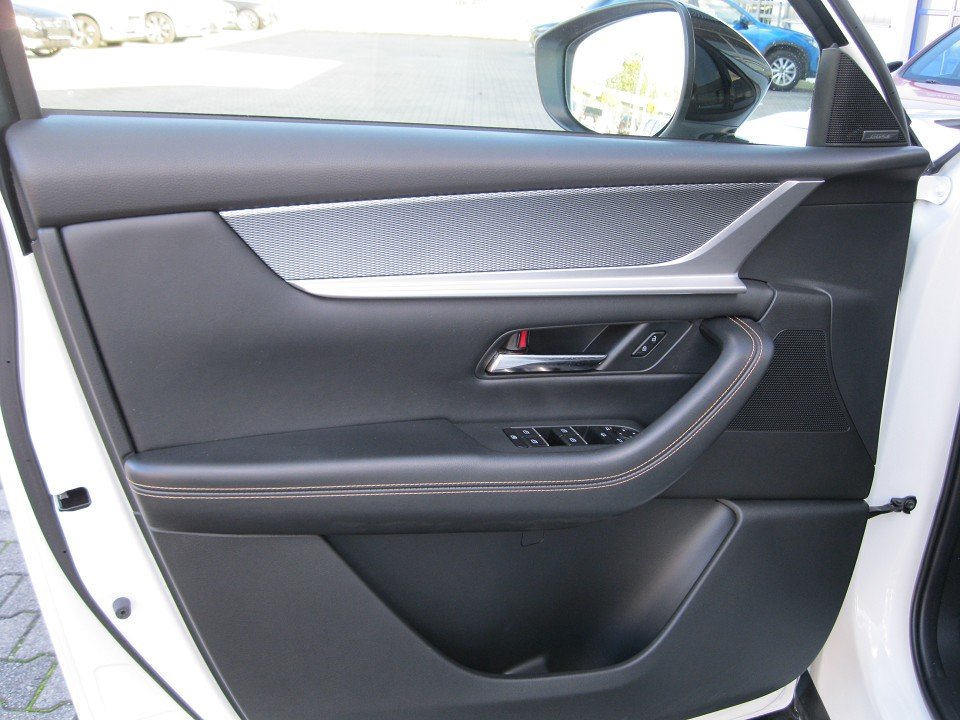 Mazda CX-60 2.5L e-Skyactiv PHEV Homura Hybrid AWD  