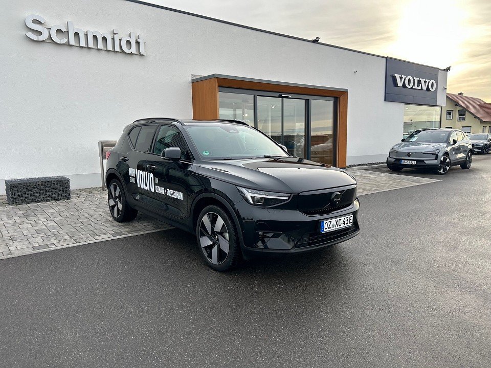 Volvo EX40 Ultra Performance Black Edition Twin Motor Performance AWD Ultra Black Edition  