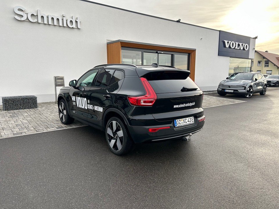 Volvo EX40 Ultra Performance Black Edition Twin Motor Performance AWD Ultra Black Edition  