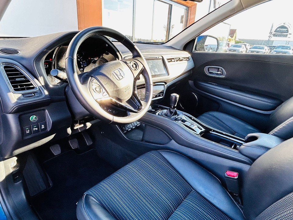 Honda HR-V (RU)(08.2015->) Executive  