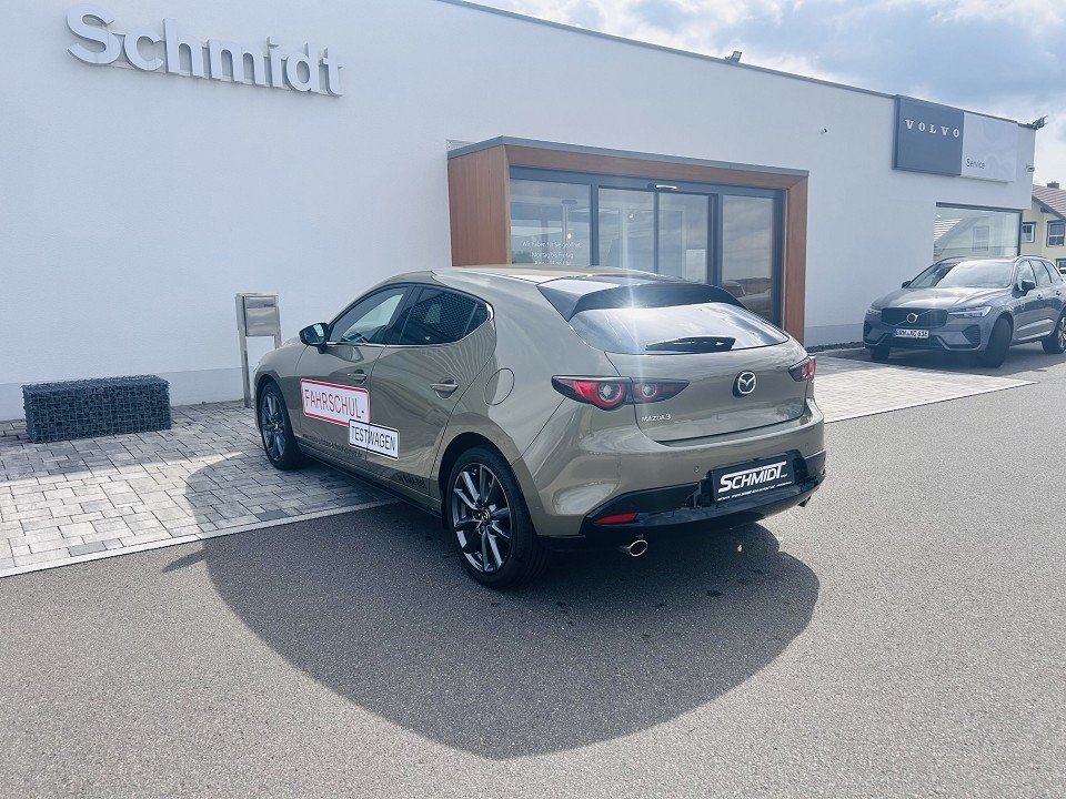 Mazda 3 2.5L e-SKYACTIV G 140ps