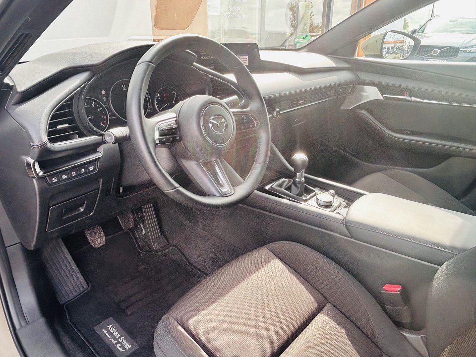 Mazda 3 2.5L e-SKYACTIV G 140ps