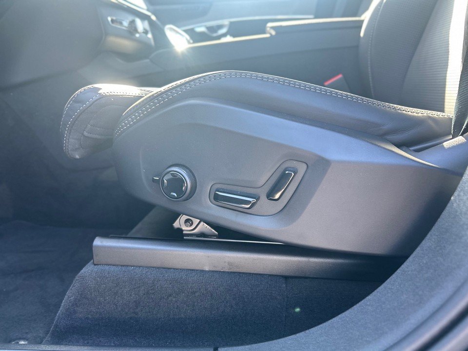 Volvo XC90 XC90 T8 AWD Plug In Plus Dark  