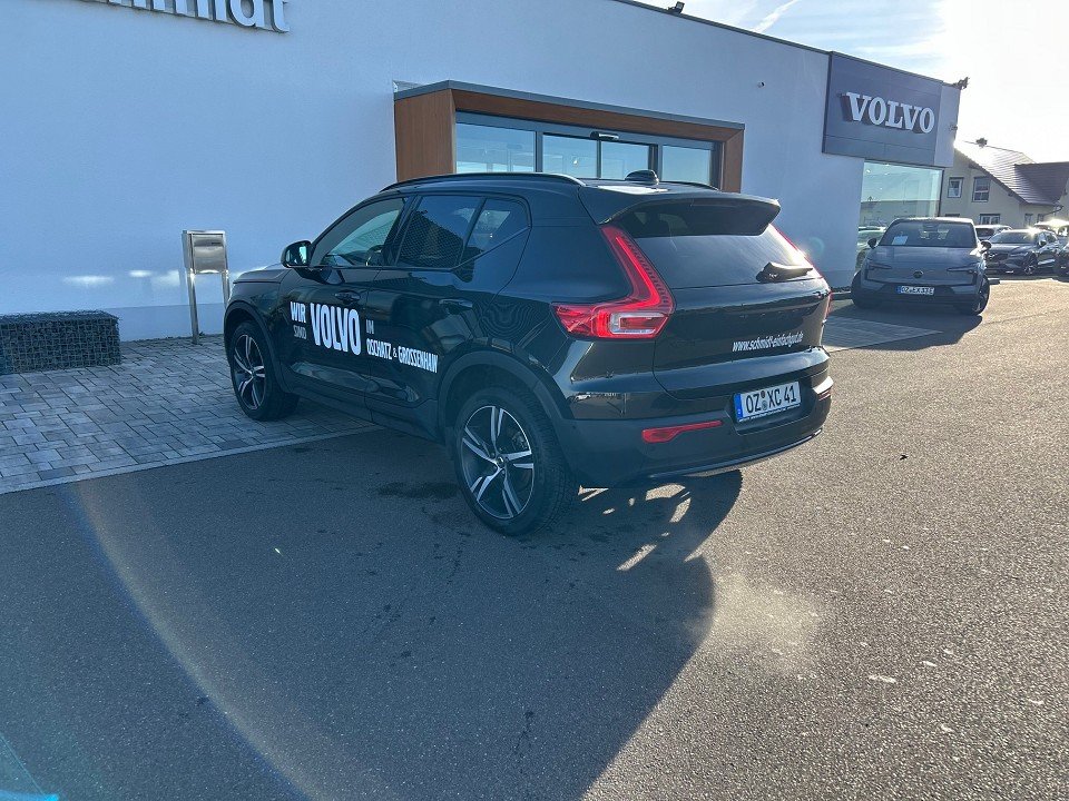 Volvo XC40 B4 Ultra Black Edition XC40 B4 Ultra Black Edition  