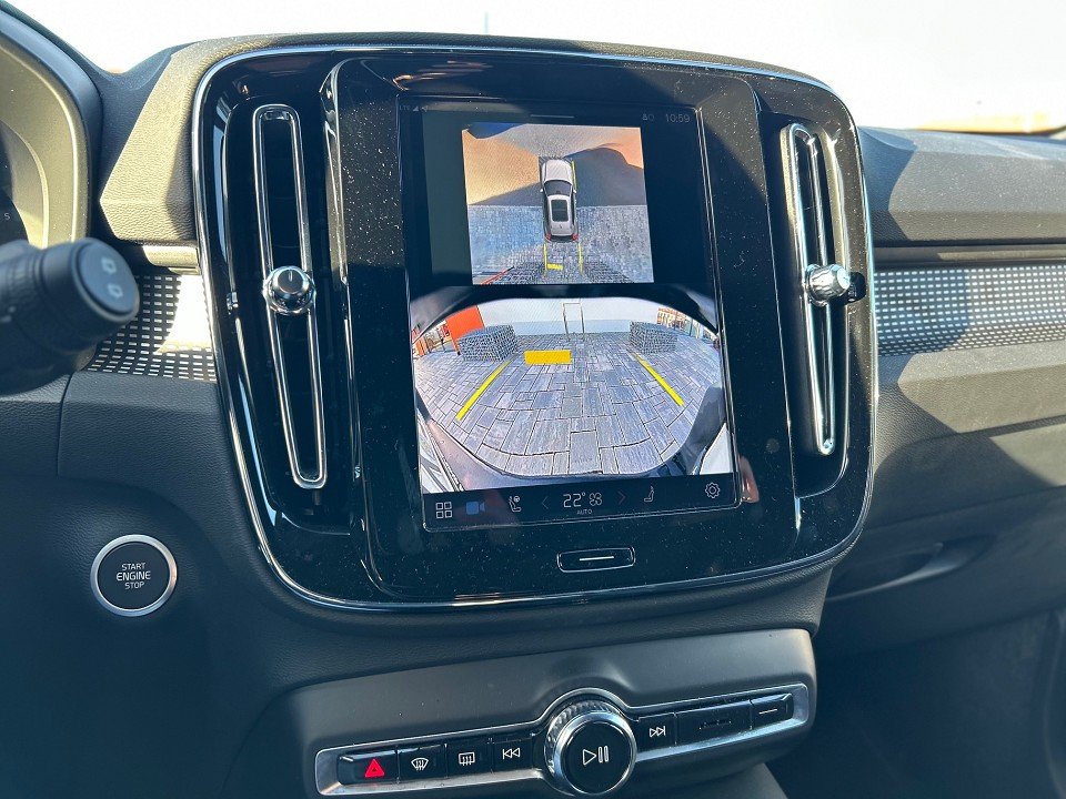 Volvo XC40 B4 Ultra Black Edition XC40 B4 Ultra Black Edition  