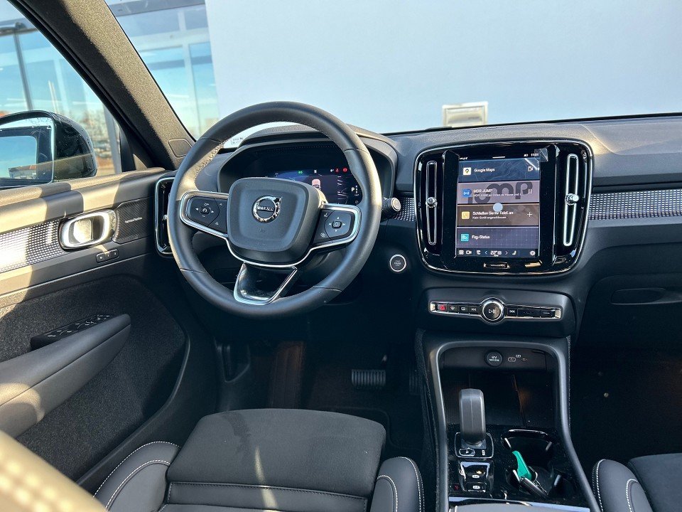 Volvo XC40 B4 Ultra Black Edition XC40 B4 Ultra Black Edition  