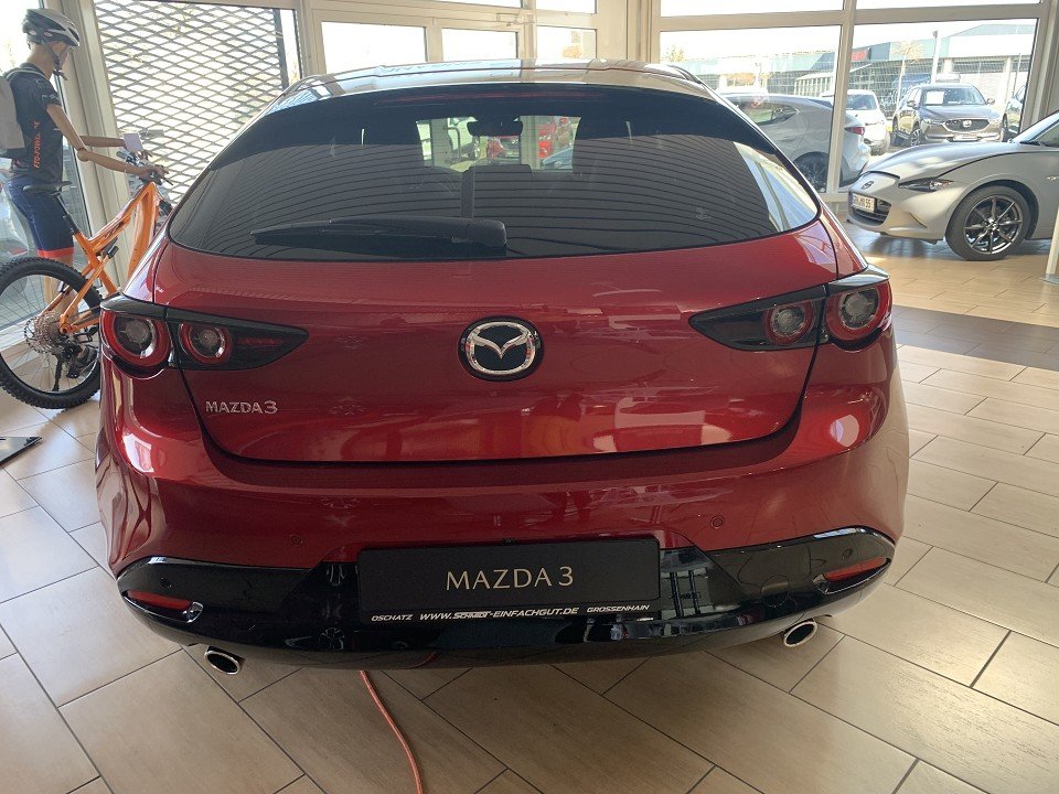 Mazda 3 2.5L e-SKYACTIV G 140ps  