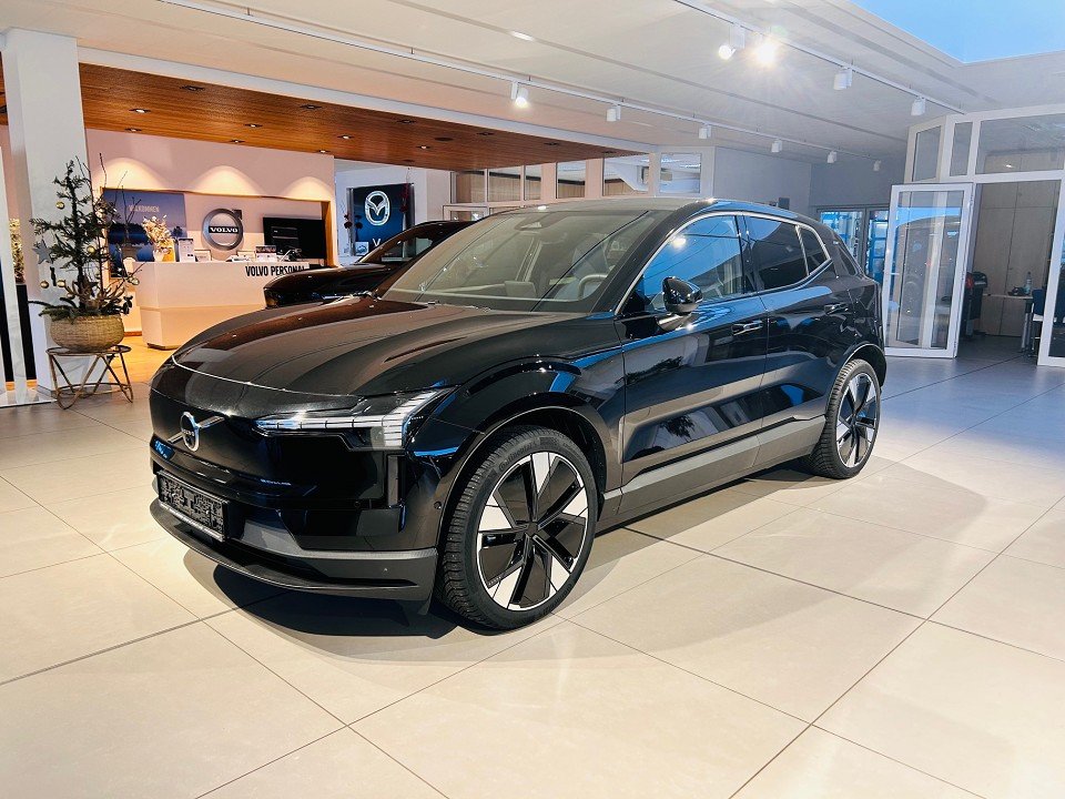 Volvo EX30 EX30 Single Motor Extended Range Ultra  