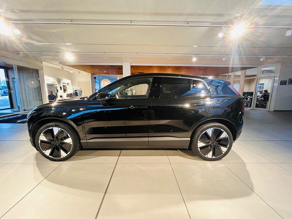 Volvo EX30 EX30 Single Motor Extended Range Ultra  