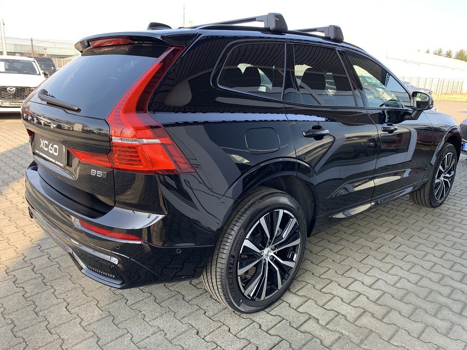 Volvo XC60 B5 AWD Ultra Dark Ultra Dark AWD  