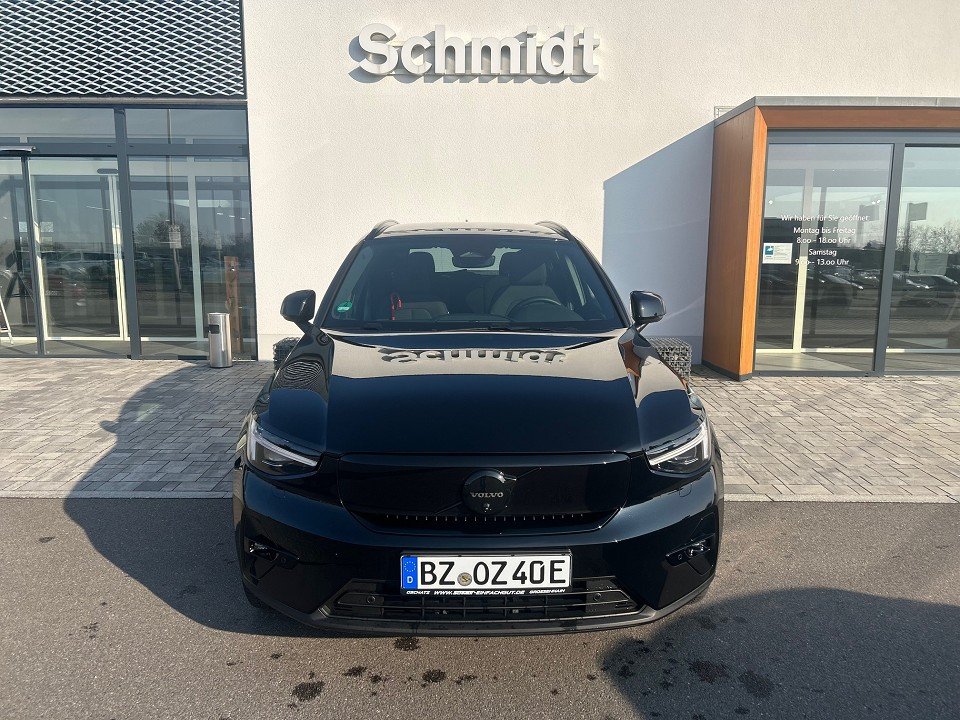 Volvo EX40 Extended Range Black Edition Plus 185 kW Single Motor Extended Range RWD Plus Black  