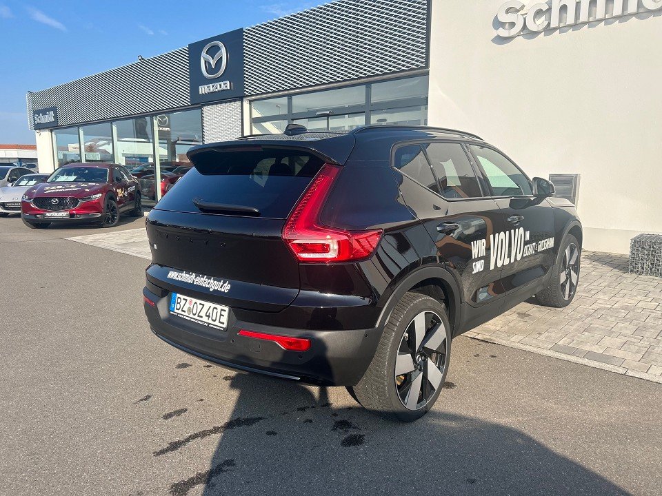 Volvo EX40 Extended Range Black Edition Plus 185 kW Single Motor Extended Range RWD Plus Black  