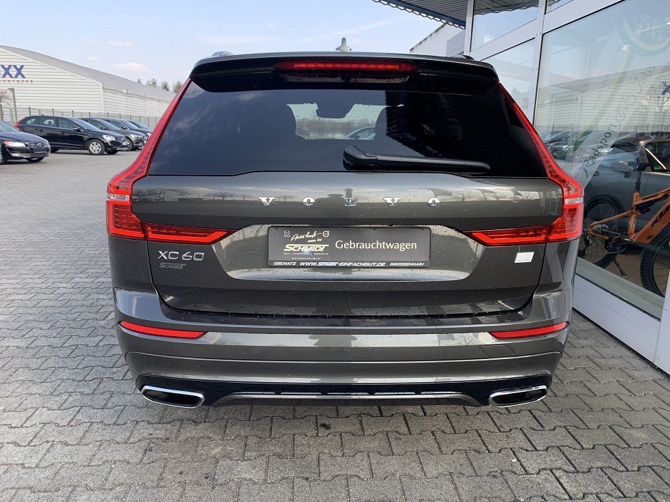 Volvo XC60 T8 AWD R-Design R Design Recharge Plug-In Hybrid AWD  