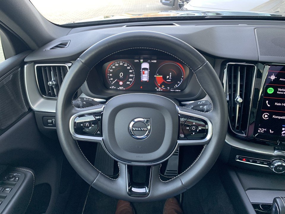 Volvo XC60 T8 AWD R-Design R Design Recharge Plug-In Hybrid AWD  