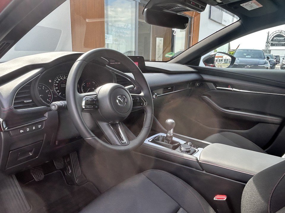 Mazda 3 2.5L e-SKYACTIV G 140ps