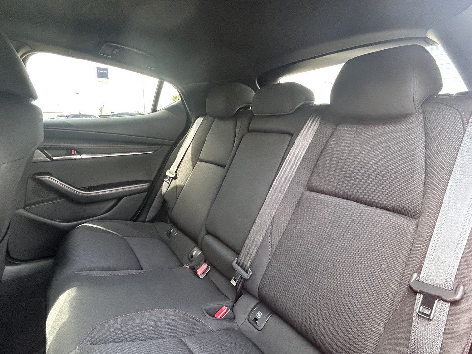 Mazda 3 2.5L e-SKYACTIV G 140ps