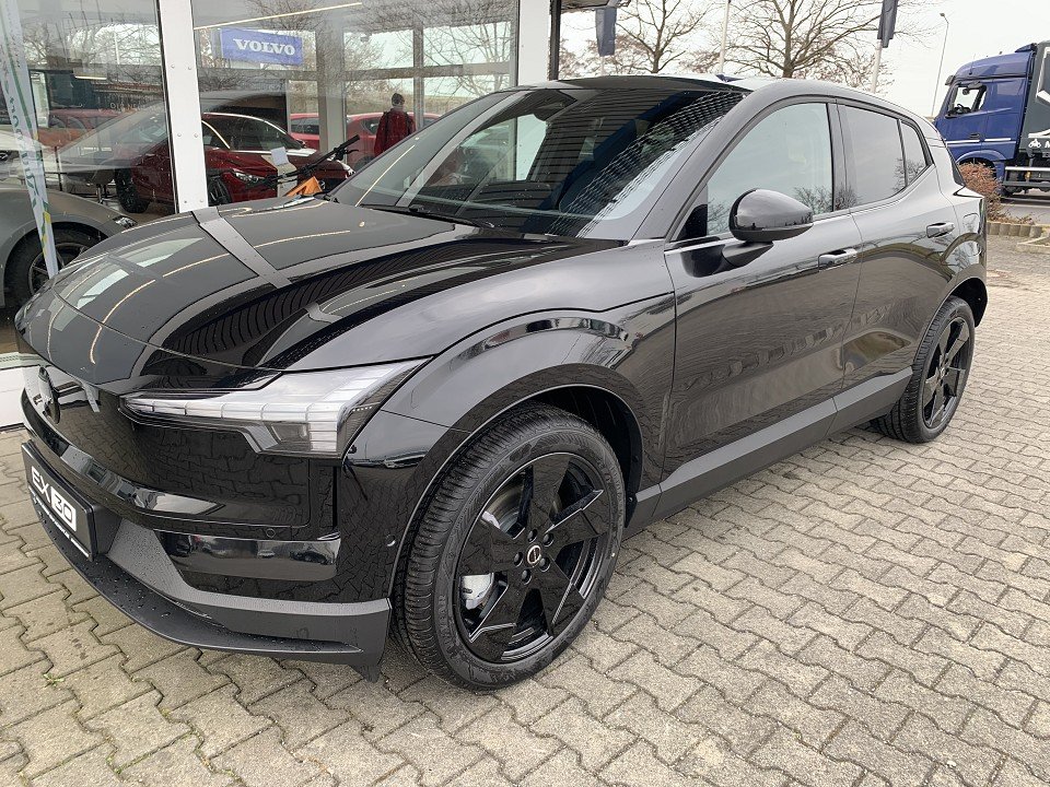 Volvo EX30 Twin Ultra Black Edition EX30 Twin Ultra Black Edition  