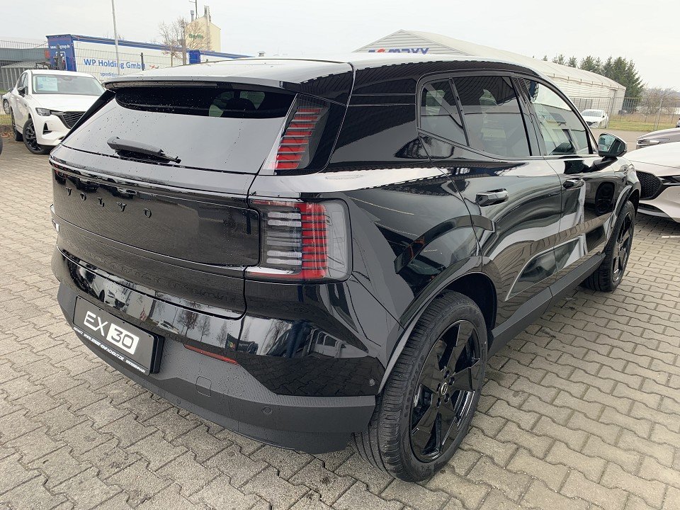Volvo EX30 Twin Ultra Black Edition EX30 Twin Ultra Black Edition  